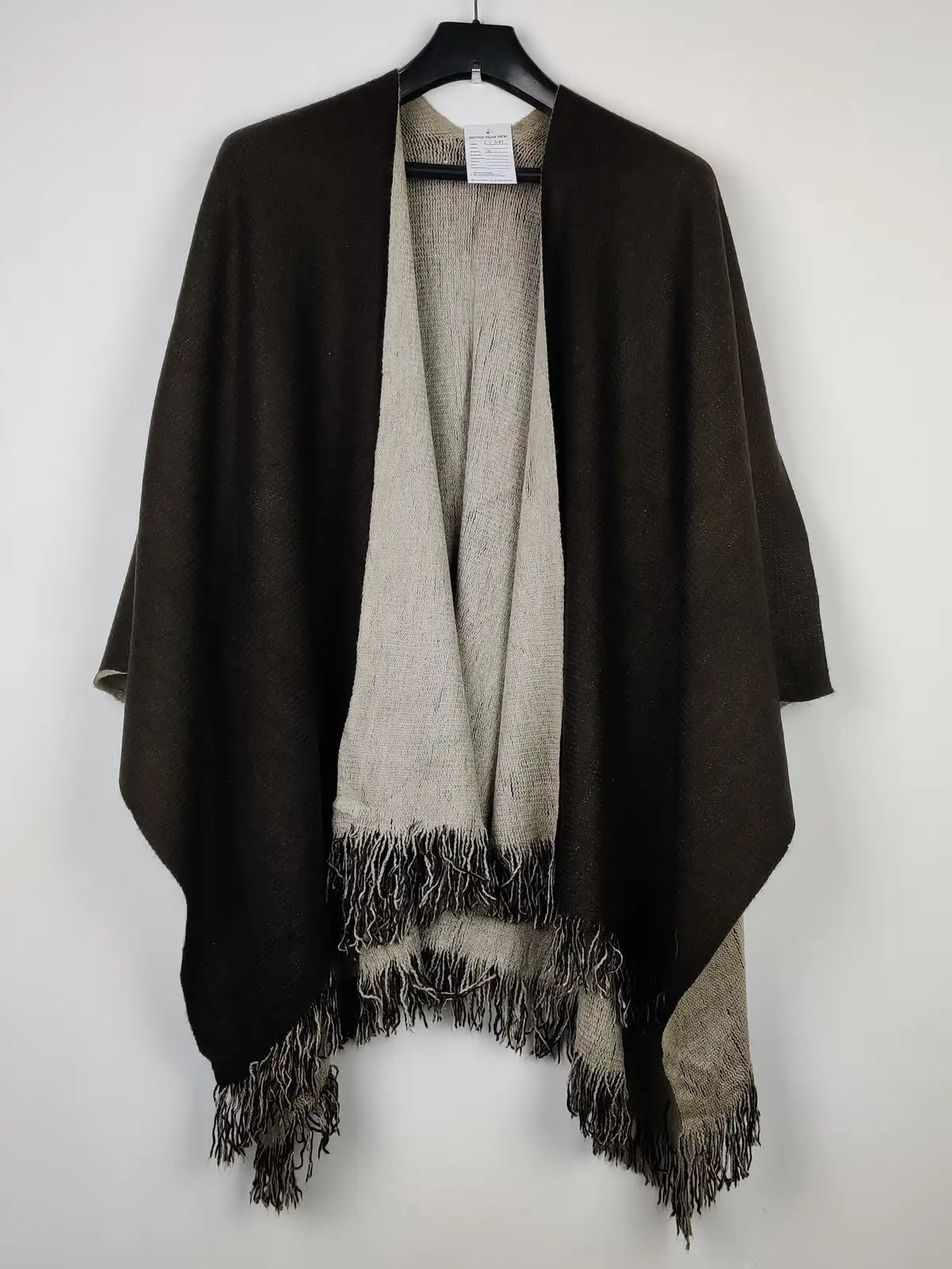 Buy online pre-used pre-loved 100% authentic & Original branded Unknown Brand (CS-3087) available in Pakistan. Top international brands avilable.