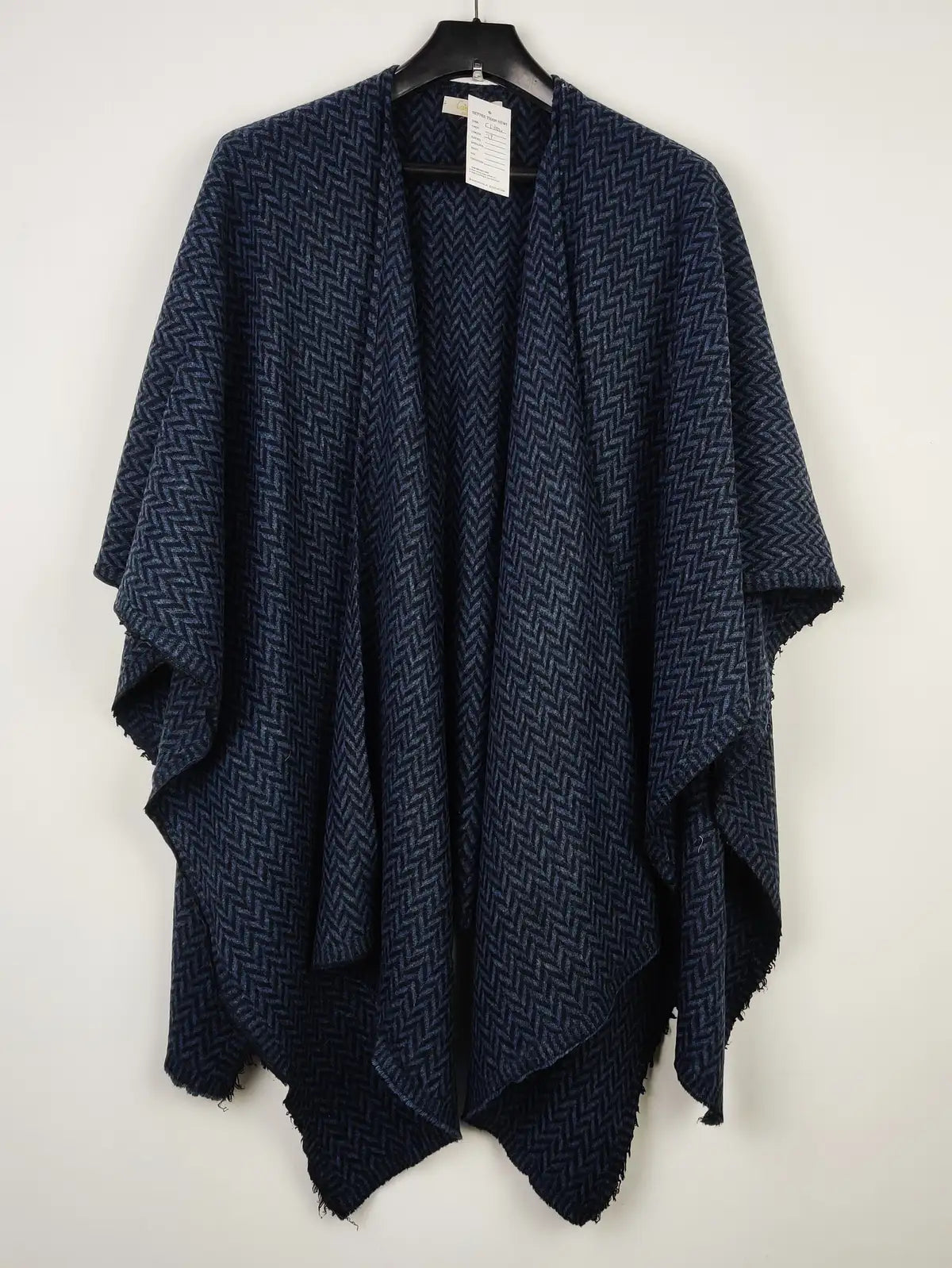 Buy online pre-used pre-loved 100% authentic & Original branded Gistina Chiti (CS-3090) available in Pakistan. Top international brands avilable.