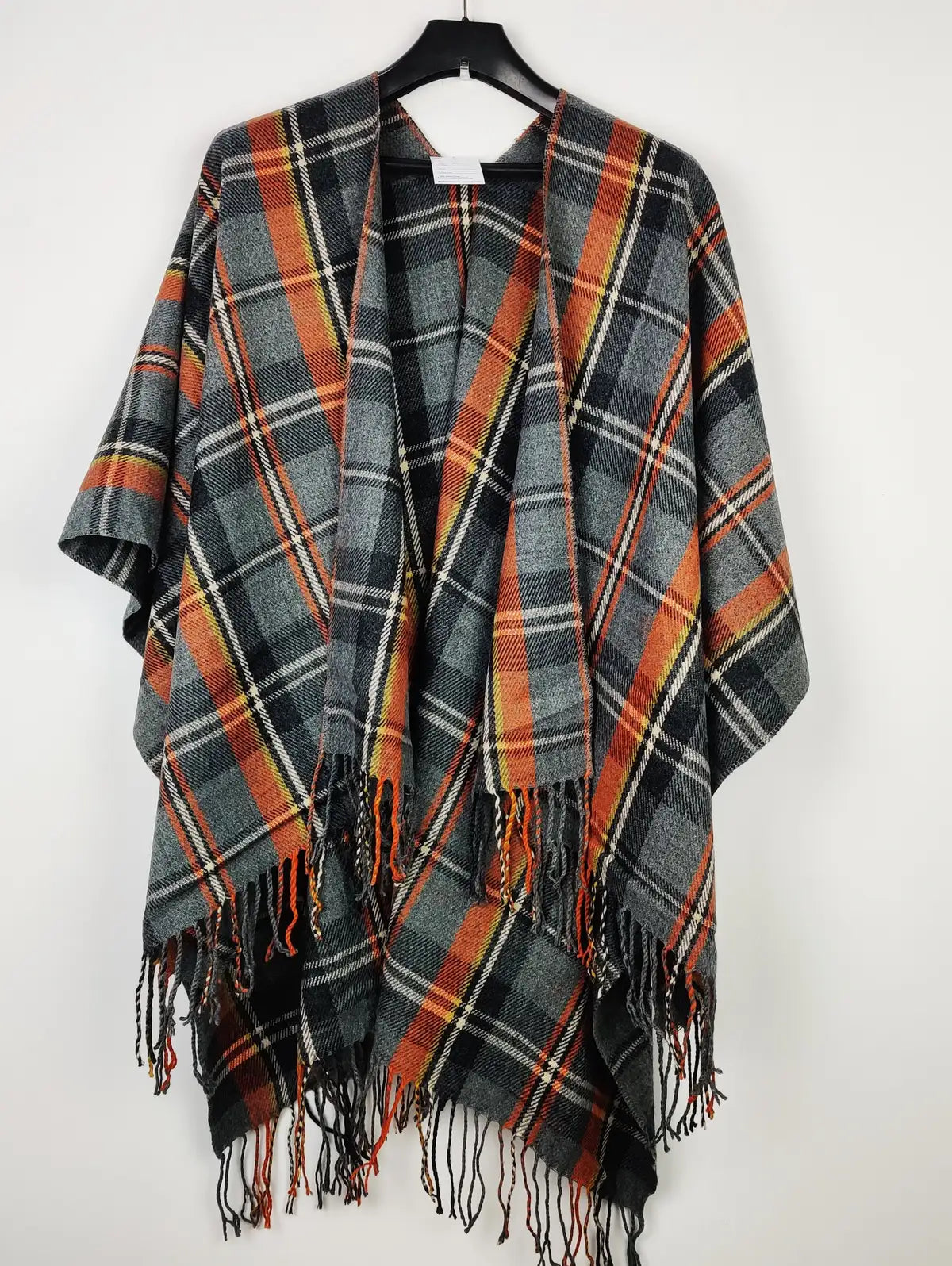 Buy online pre-used pre-loved 100% authentic & Original branded Unknown Brand (CS-3093) available in Pakistan. Top international brands avilable.