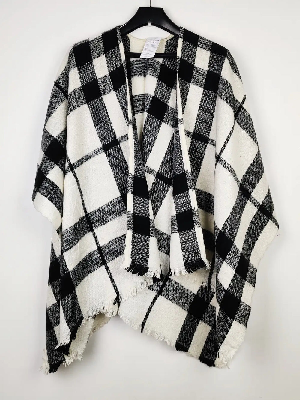 Buy online pre-used pre-loved 100% authentic & Original branded Modena (CS-3109) available in Pakistan. Top international brands avilable.