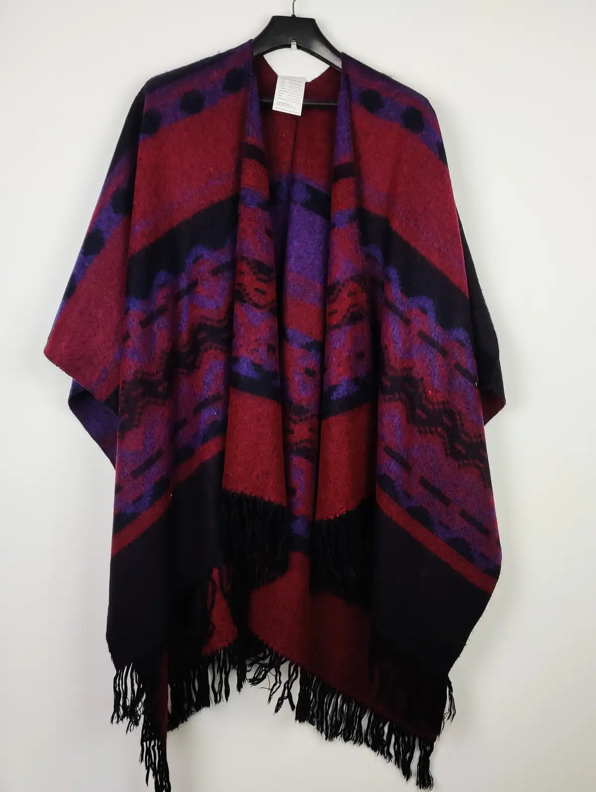 Buy online pre-used pre-loved 100% authentic & Original branded Ozer Tekstil (CS-3113) available in Pakistan. Top international brands avilable.