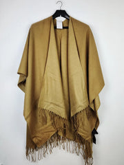 Buy online pre-used pre-loved 100% authentic & Original branded Esmara (CS-3128) available in Pakistan. Top international brands avilable.