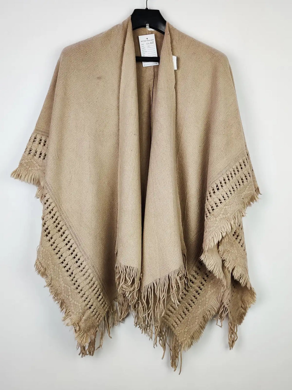 Buy online pre-used pre-loved 100% authentic & Original branded Unknown Brand (CS-3133) available in Pakistan. Top international brands avilable.