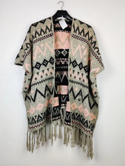 Buy online pre-used pre-loved 100% authentic & Original branded Unknown Brand (CS-3151) available in Pakistan. Top international brands avilable.