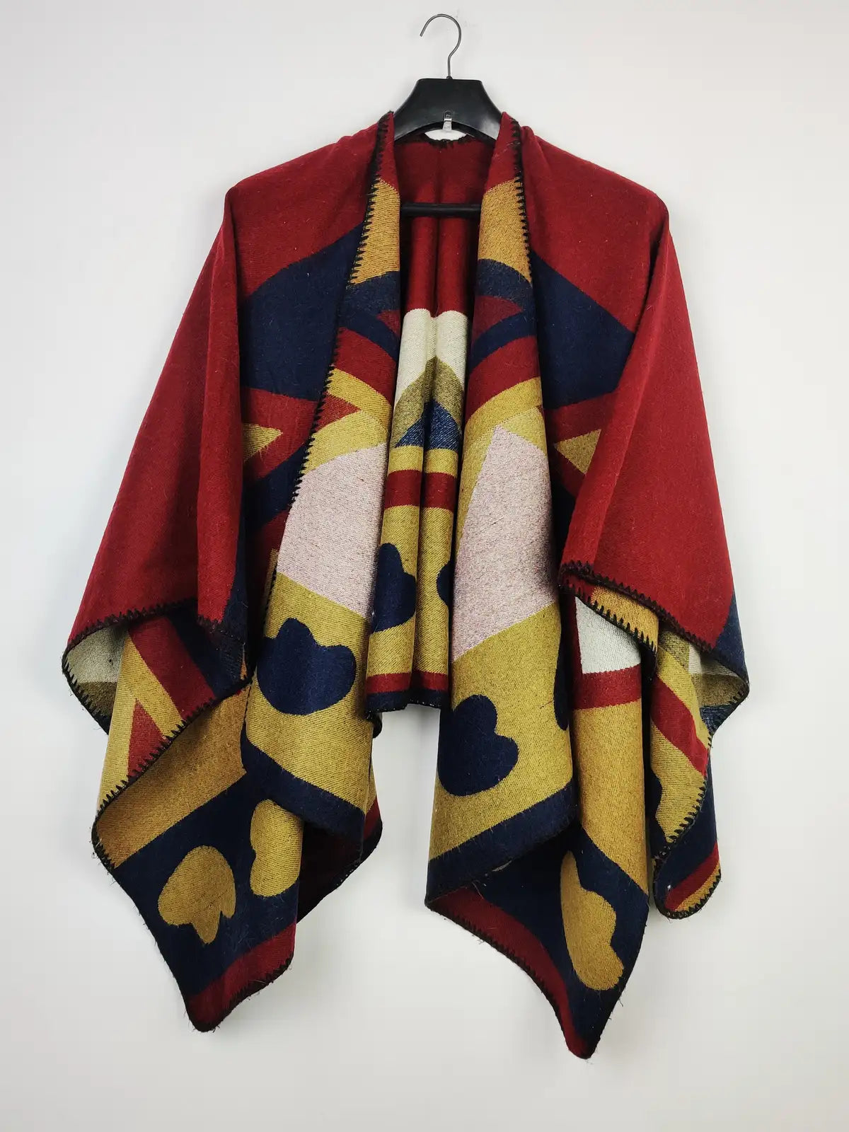 Buy online pre-used pre-loved 100% authentic & Original branded Unknown Brand (CS-3167) available in Pakistan. Top international brands avilable.