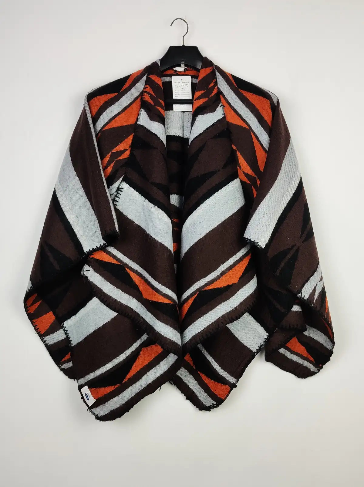 Buy online pre-used pre-loved 100% authentic & Original branded Unknown Brand (CS-3197) available in Pakistan. Top international brands avilable.