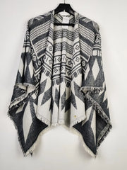 Buy online pre-used pre-loved 100% authentic & Original branded Unknown Brand (CS-3204) available in Pakistan. Top international brands avilable.