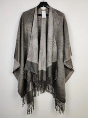 Buy online pre-used pre-loved 100% authentic & Original branded Unknown Brand (CS-3243) available in Pakistan. Top international brands avilable.