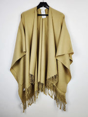 Buy online pre-used pre-loved 100% authentic & Original branded Unknown Brand (CS-3246) available in Pakistan. Top international brands avilable.