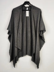 Buy online pre-used pre-loved 100% authentic & Original branded Accessories (CS-3257) available in Pakistan. Top international brands avilable.