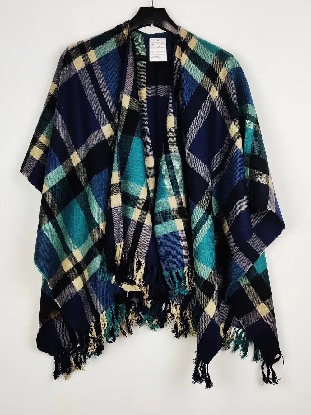 Buy online pre-used pre-loved 100% authentic & Original branded Unknown Brand (CS-3443) available in Pakistan. Top international brands avilable.
