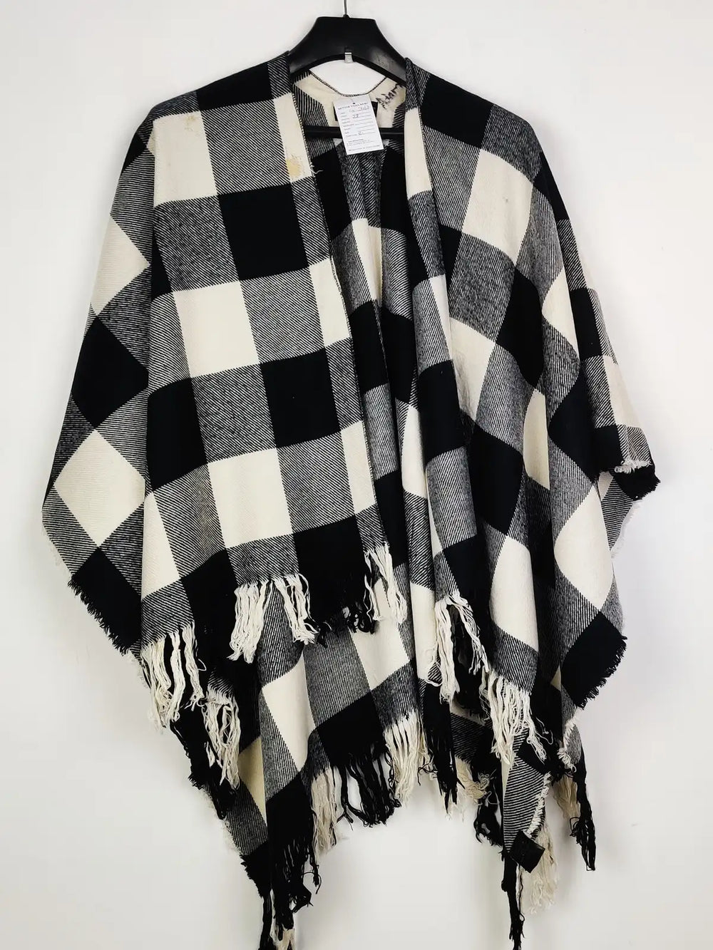 Buy online pre-used pre-loved 100% authentic & Original branded International Company (CS-3468) available in Pakistan. Top international brands avilable.