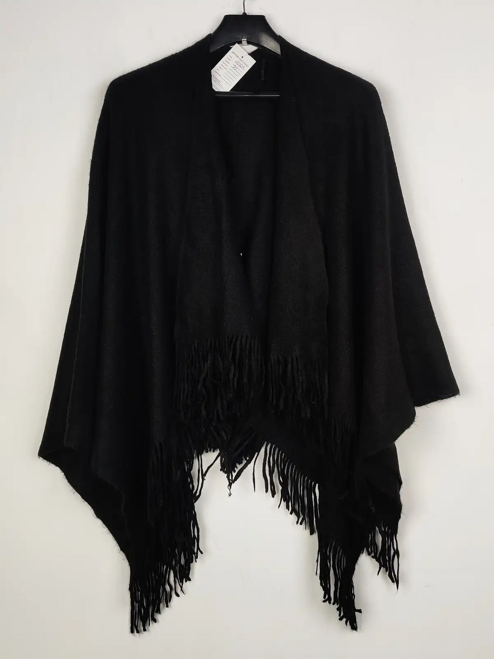 Buy online pre-used pre-loved 100% authentic & Original branded Unknown Brand (CS-3574) available in Pakistan. Top international brands avilable.