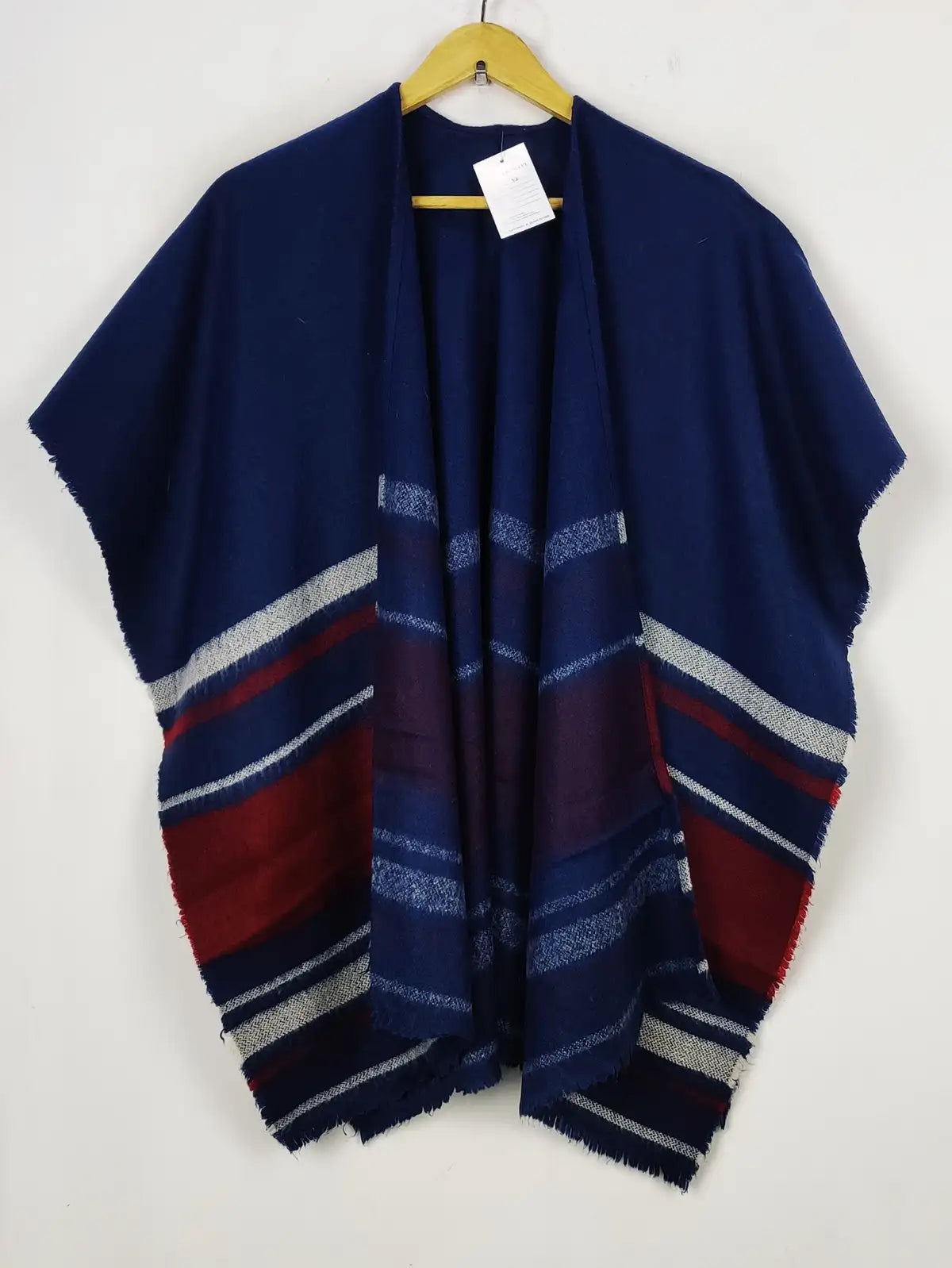 Buy online pre-used pre-loved 100% authentic & Original branded Unknown Brand (CS-3719) available in Pakistan. Top international brands avilable.