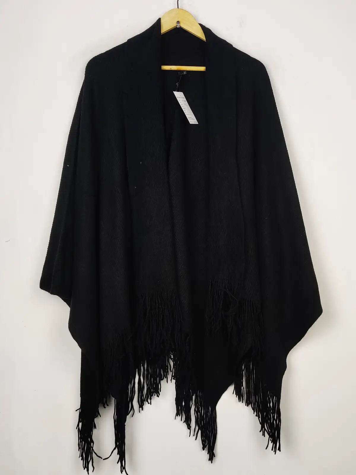 Buy online pre-used pre-loved 100% authentic & Original branded Bhs (CS-3820) available in Pakistan. Top international brands avilable.