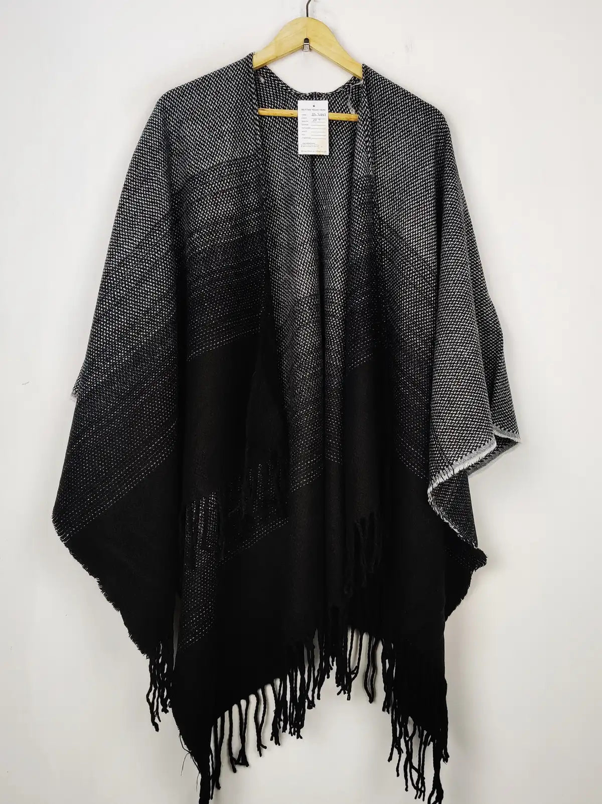 Buy online pre-used pre-loved 100% authentic & Original branded Unknown Brand (CS-3887) available in Pakistan. Top international brands avilable.