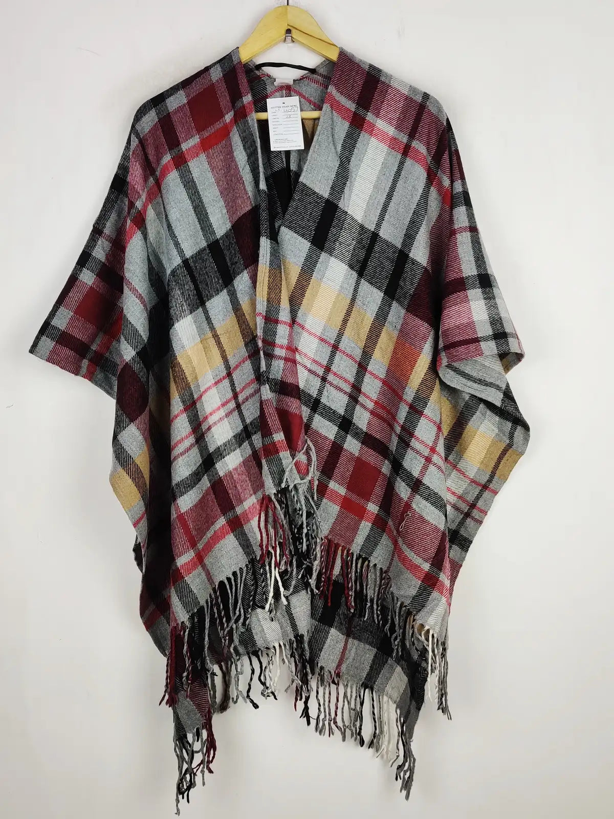Buy online pre-used pre-loved 100% authentic & Original branded Unknown Brand (CS-4057) available in Pakistan. Top international brands avilable.