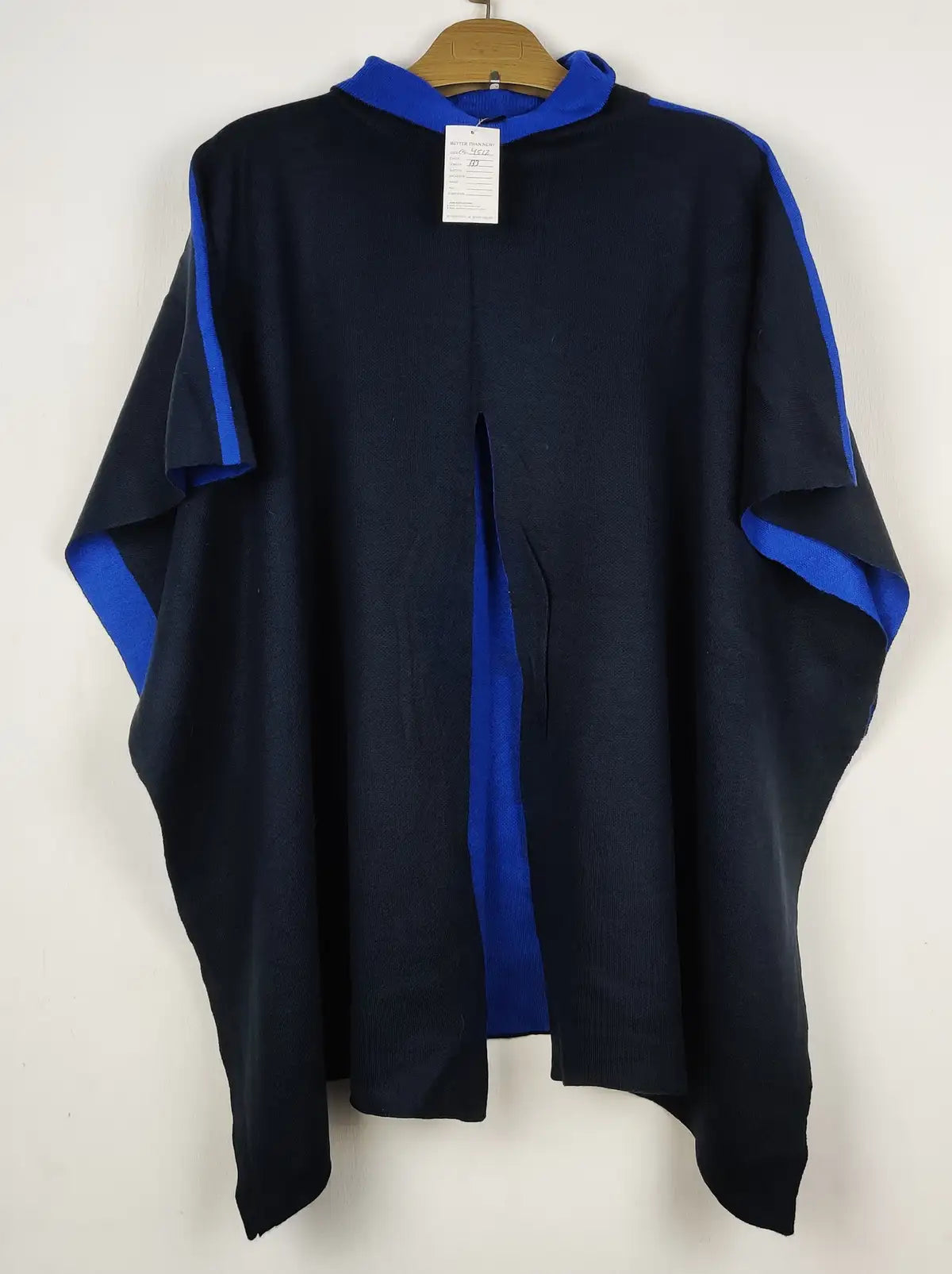 Buy online pre-used pre-loved 100% authentic & Original branded Marks & Spencer (CS-4512) available in Pakistan. Top international brands avilable.