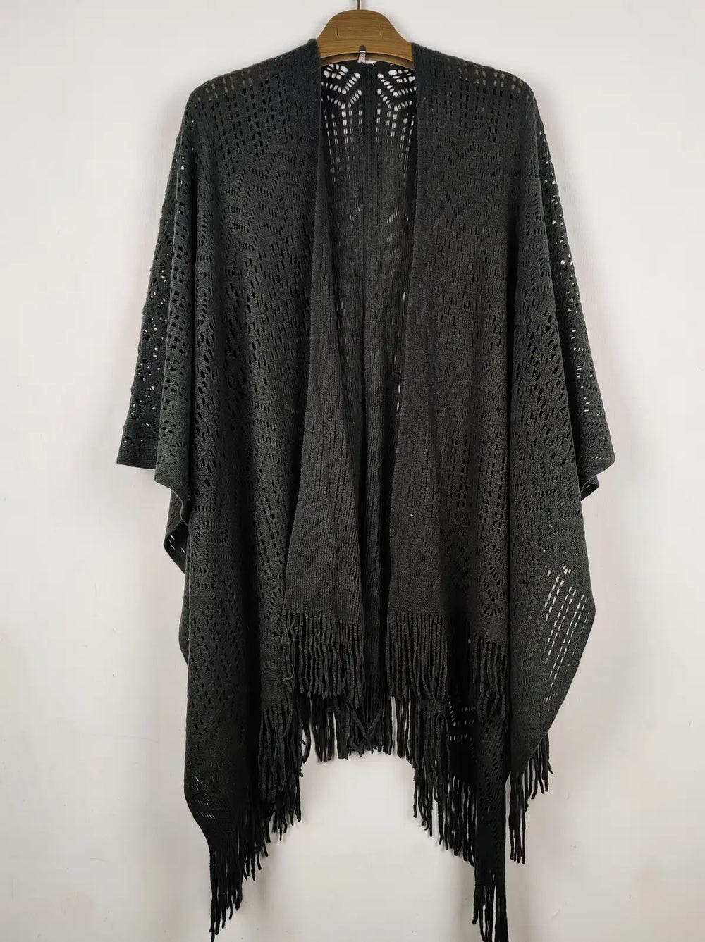 Buy online pre-used pre-loved 100% authentic & Original branded Unknown Brand (CS-4516) available in Pakistan. Top international brands avilable.