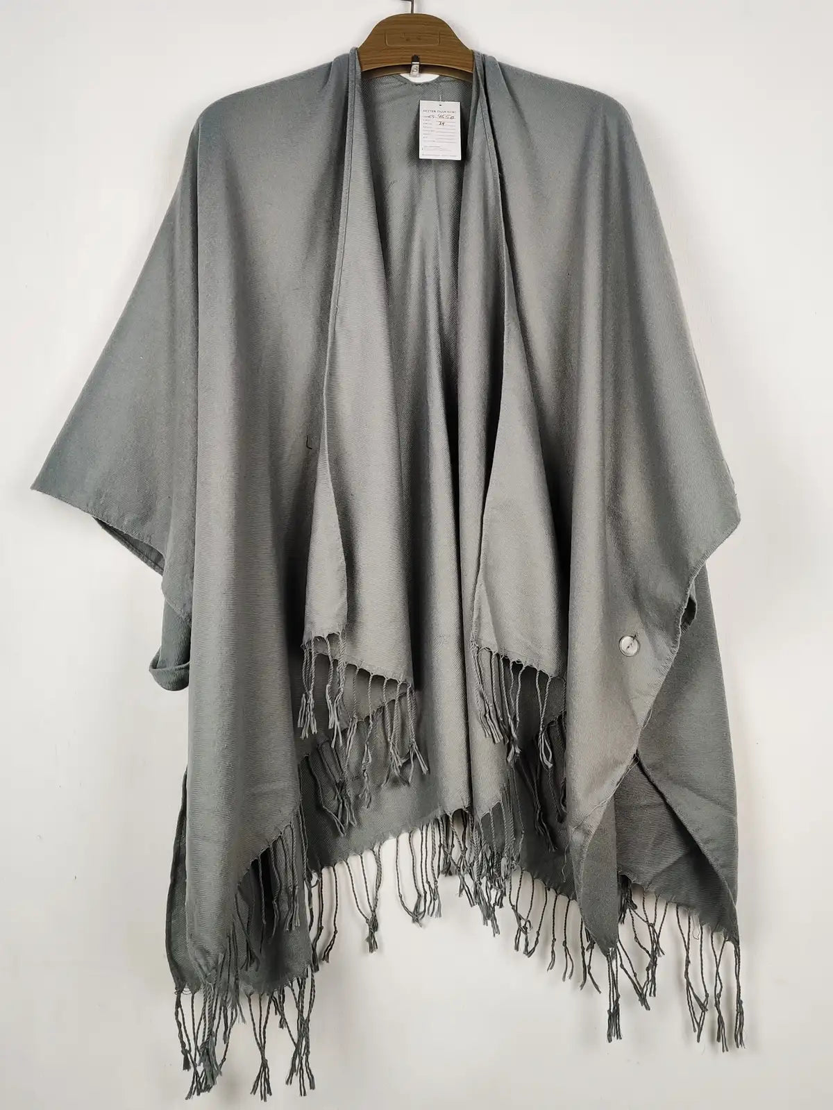 Buy online pre-used pre-loved 100% authentic & Original branded Unknown Brand (CS-4550) available in Pakistan. Top international brands avilable.