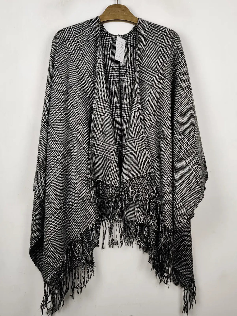 Buy online pre-used pre-loved 100% authentic & Original branded Unknown Brand (CS-4580) available in Pakistan. Top international brands avilable.