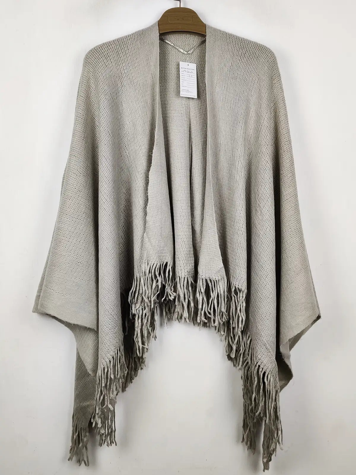 Buy online pre-used pre-loved 100% authentic & Original branded Unknown Brand (CS-4610) available in Pakistan. Top international brands avilable.