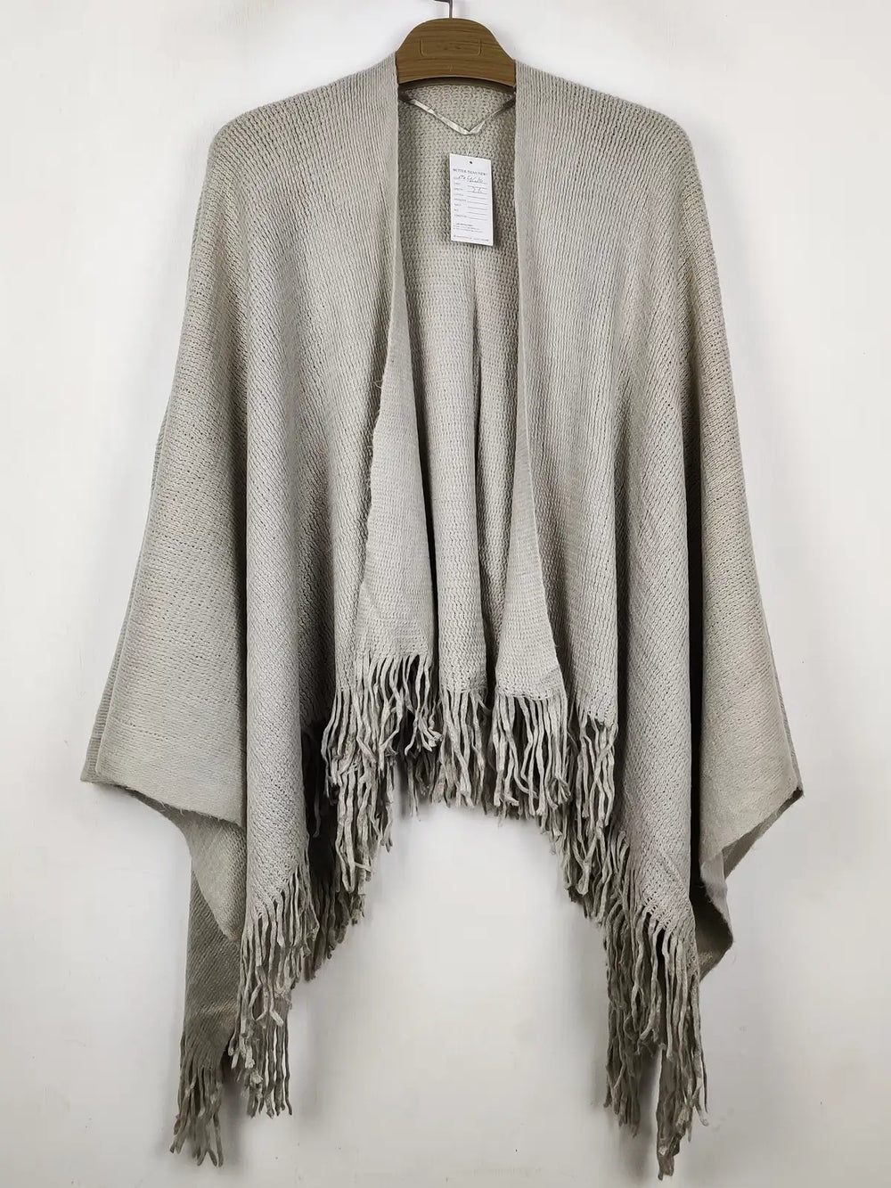 Buy online pre-used pre-loved 100% authentic & Original branded Unknown Brand (CS-4610) available in Pakistan. Top international brands avilable.