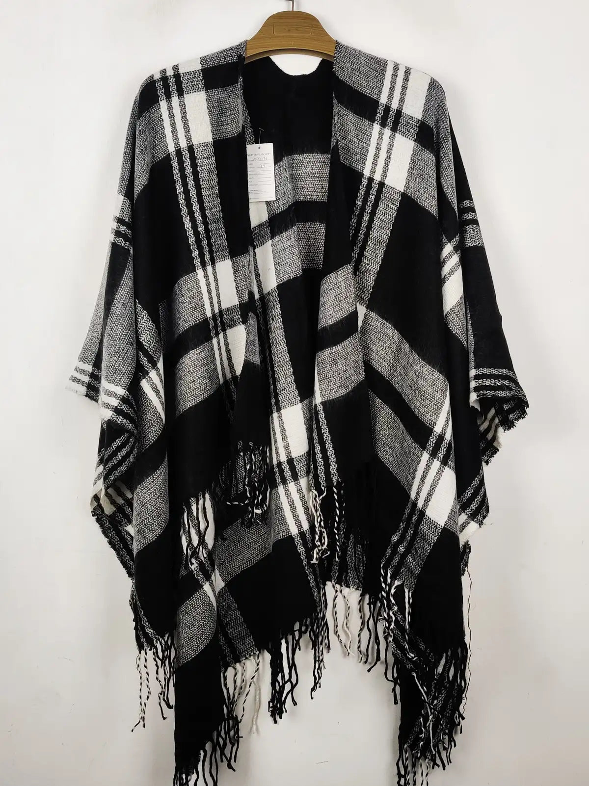 Buy online pre-used pre-loved 100% authentic & Original branded Unknown Brand (CS-4611) available in Pakistan. Top international brands avilable.