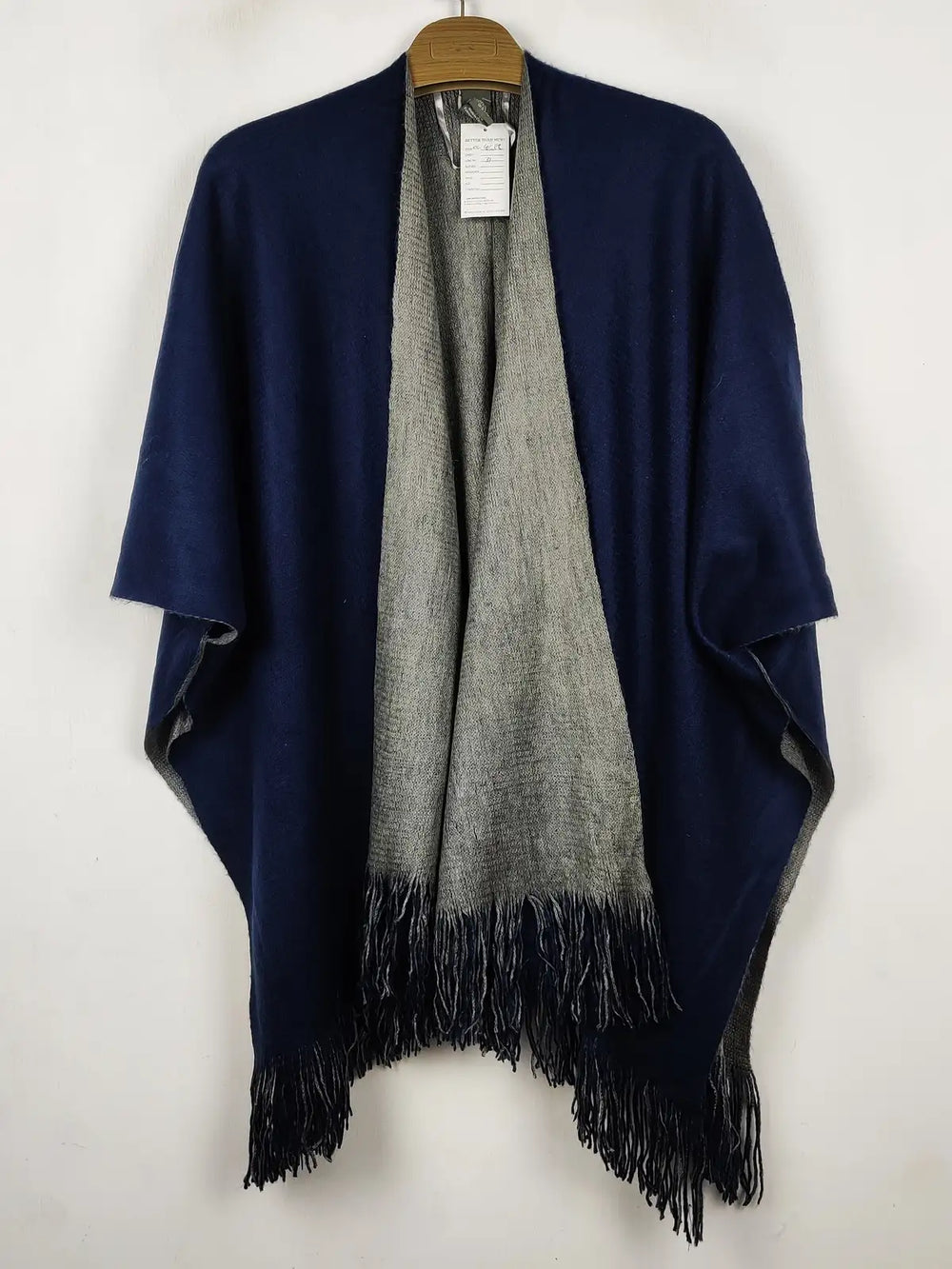 Buy online pre-used pre-loved 100% authentic & Original branded Vince Camuto (CS-4638) available in Pakistan. Top international brands avilable.