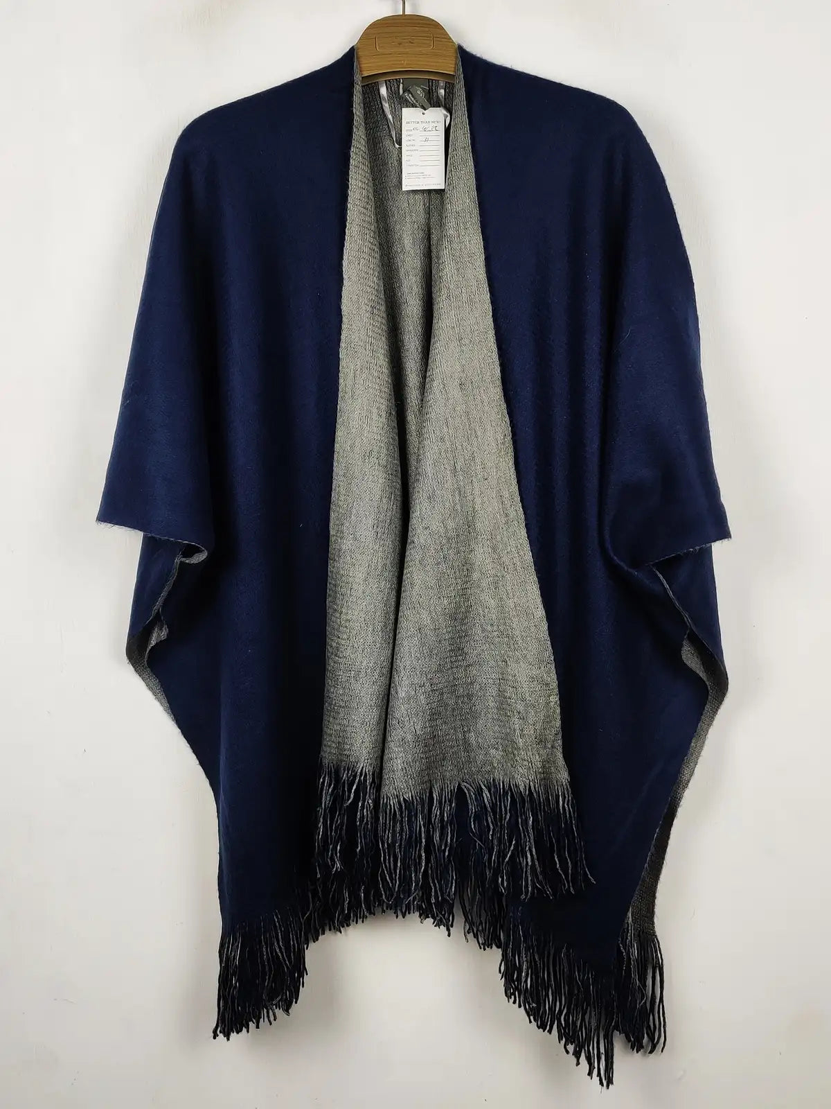 Buy online pre-used pre-loved 100% authentic & Original branded Vince Camuto (CS-4638) available in Pakistan. Top international brands avilable.