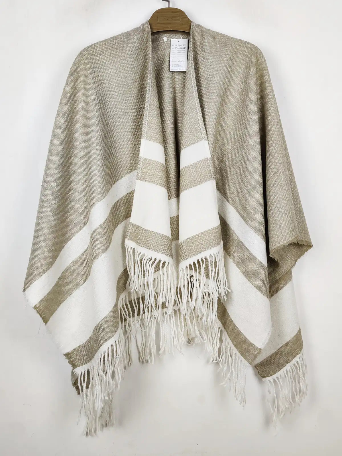 Buy online pre-used pre-loved 100% authentic & Original branded Unknown Brand (CS-4645) available in Pakistan. Top international brands avilable.