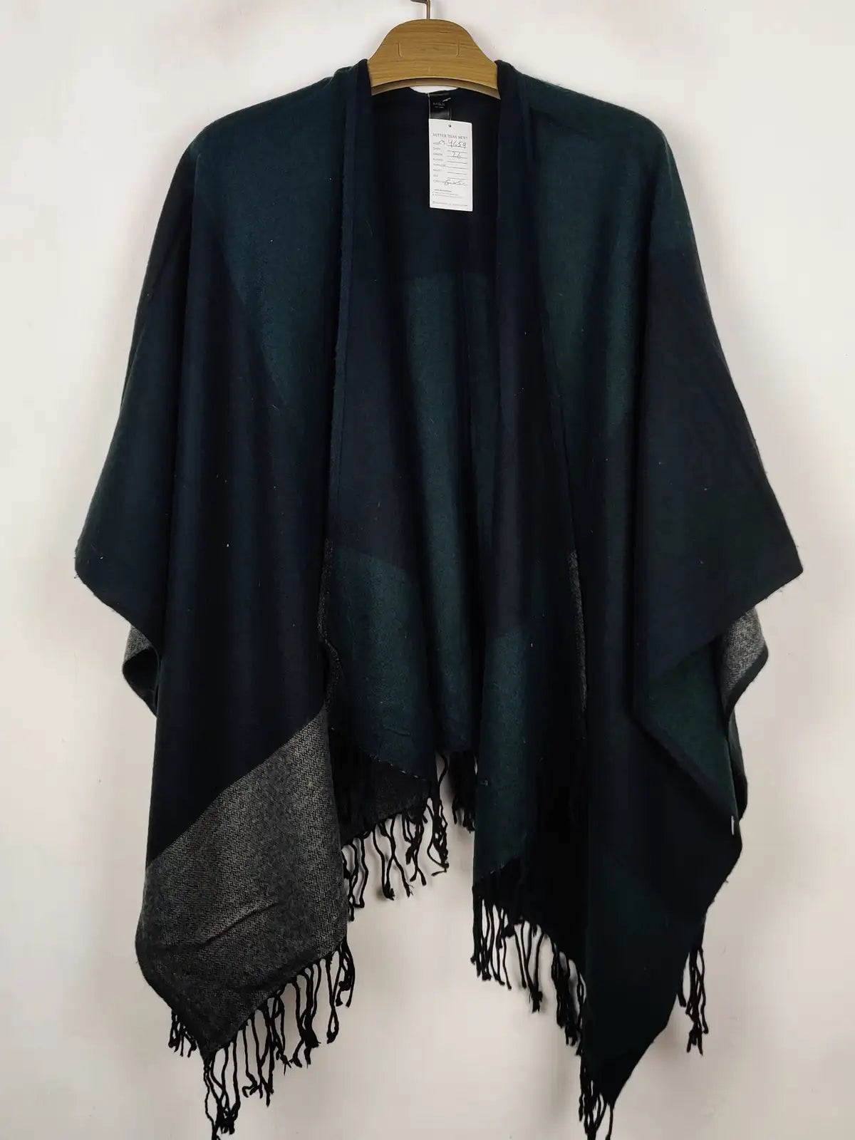 Buy online pre-used pre-loved 100% authentic & Original branded Unknown Brand (CS-4659) available in Pakistan. Top international brands avilable.