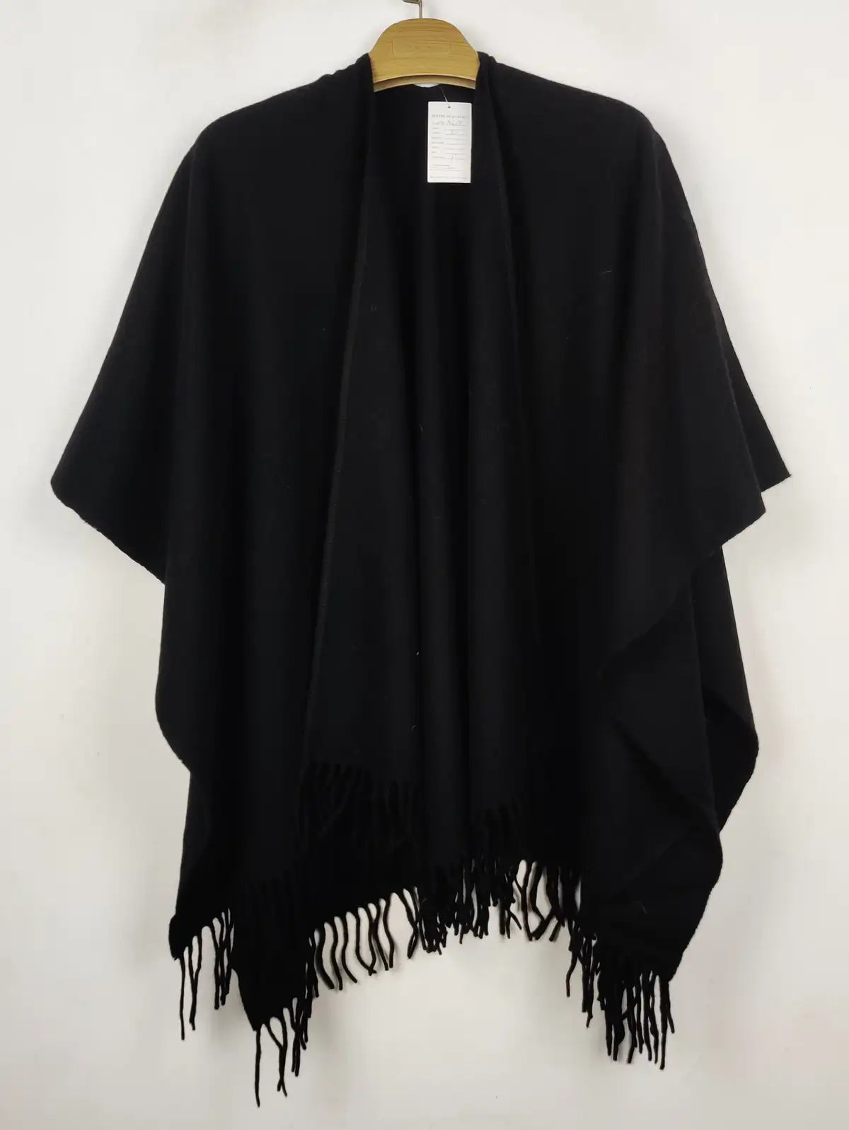 Buy online pre-used pre-loved 100% authentic & Original branded Unknown Brand (CS-4663) available in Pakistan. Top international brands avilable.