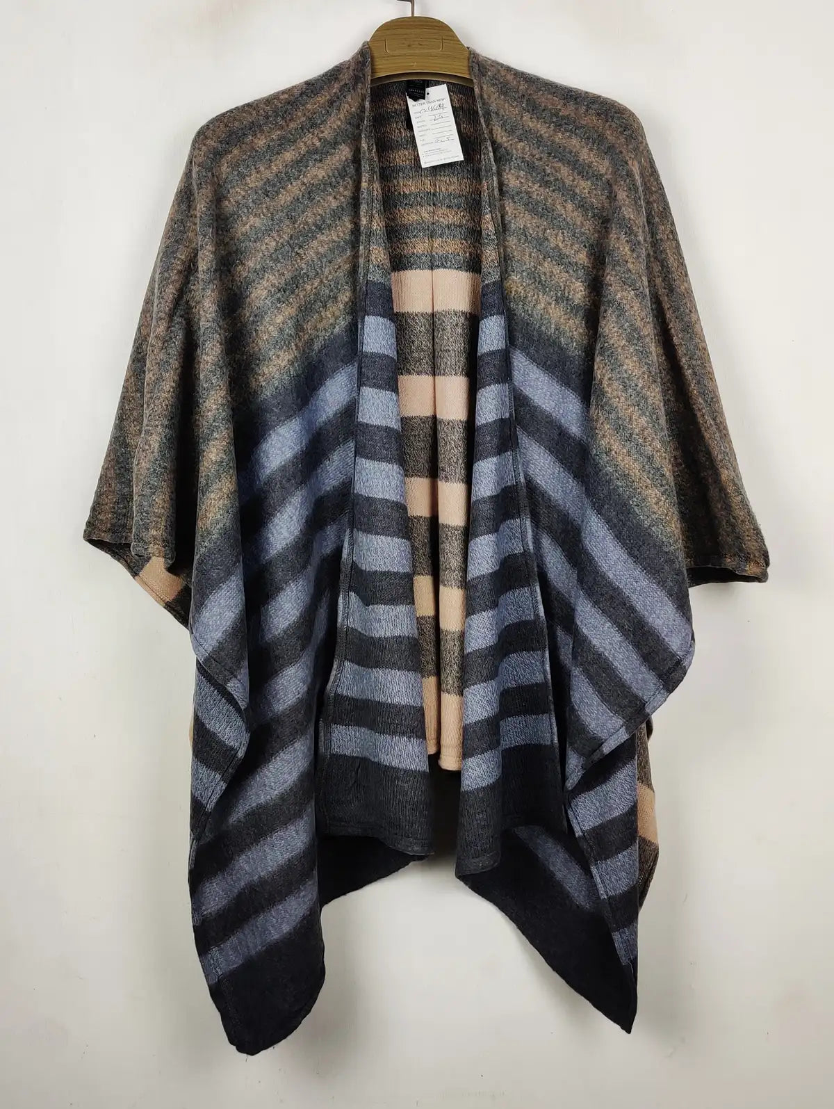 Buy online pre-used pre-loved 100% authentic & Original branded Marks & Spencer (CS-4664) available in Pakistan. Top international brands avilable.