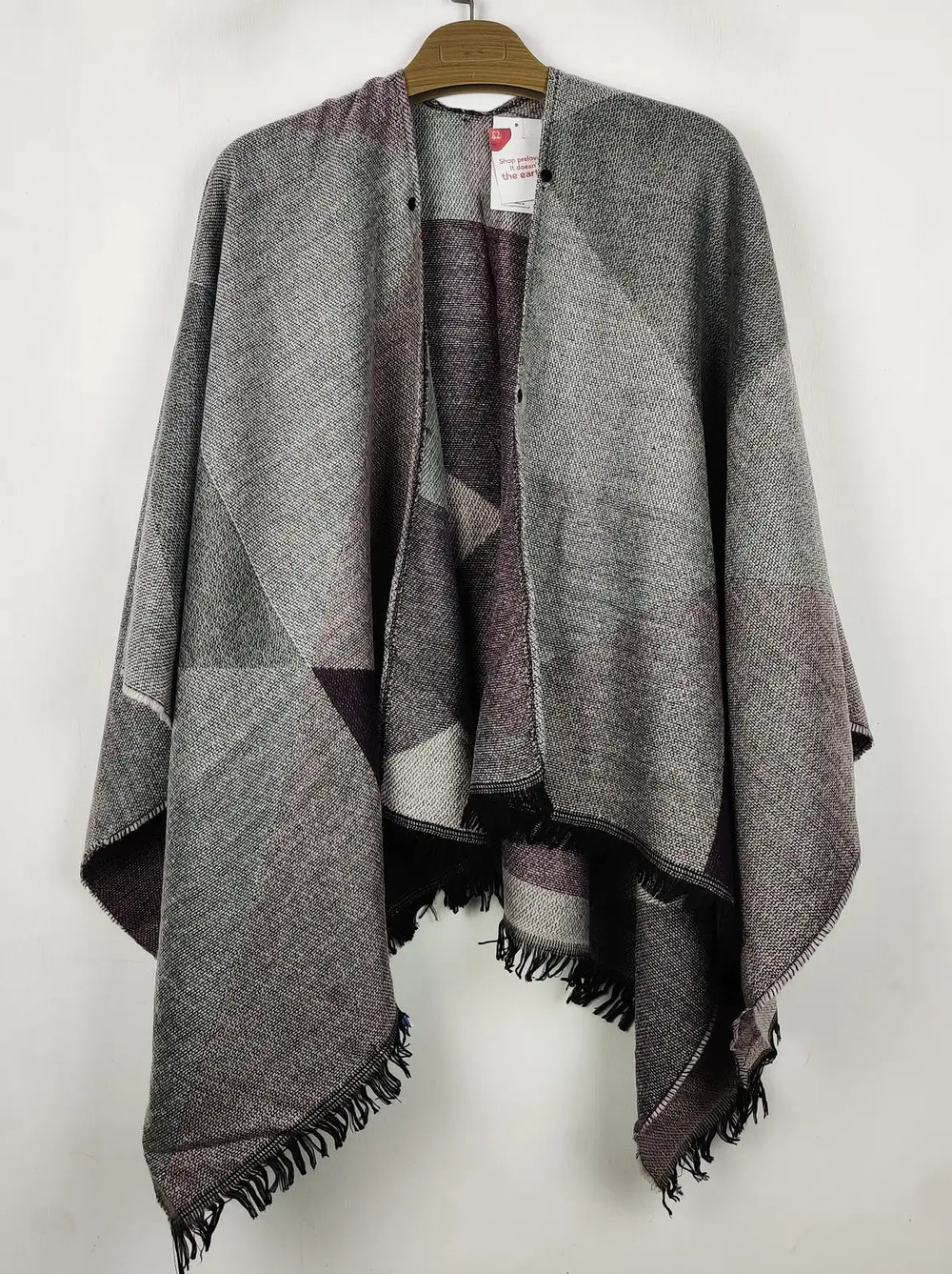 Buy online pre-used pre-loved 100% authentic & Original branded Unknown Brand (CS-4686) available in Pakistan. Top international brands avilable.