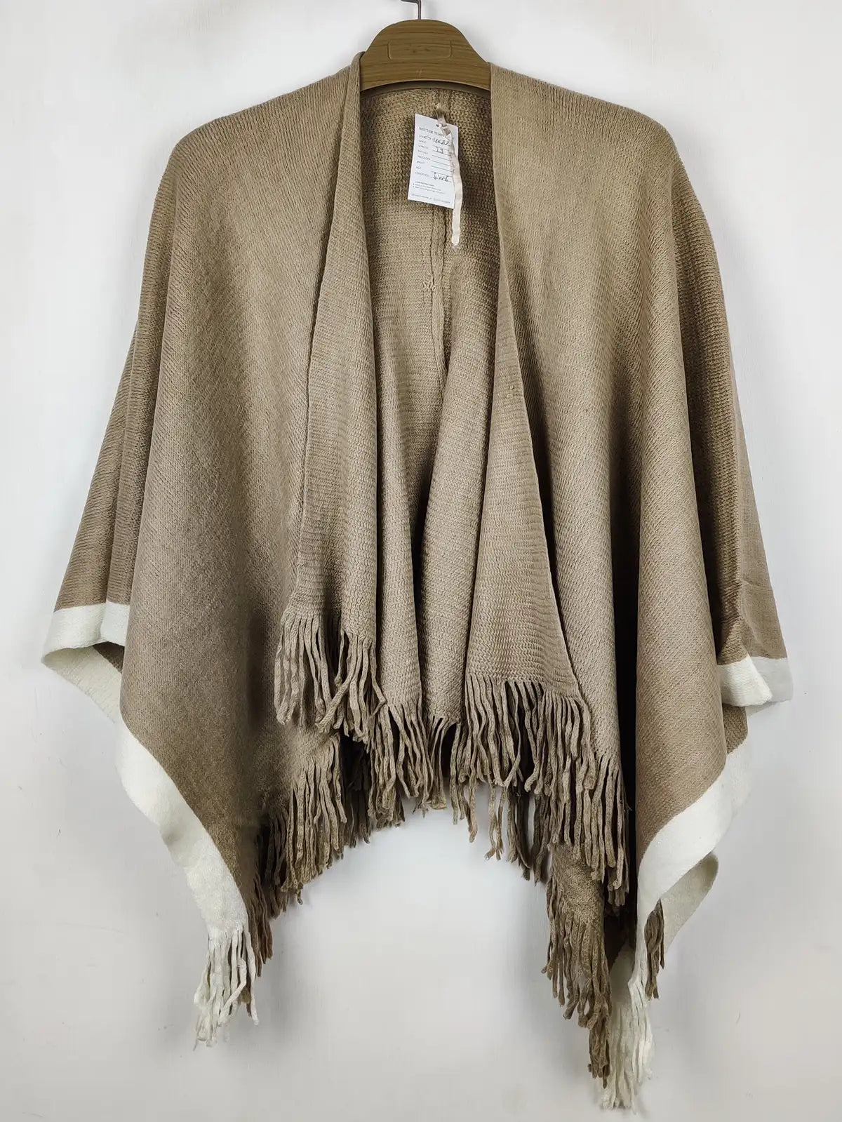 Buy online pre-used pre-loved 100% authentic & Original branded Unknown Brand (CS-4687) available in Pakistan. Top international brands avilable.