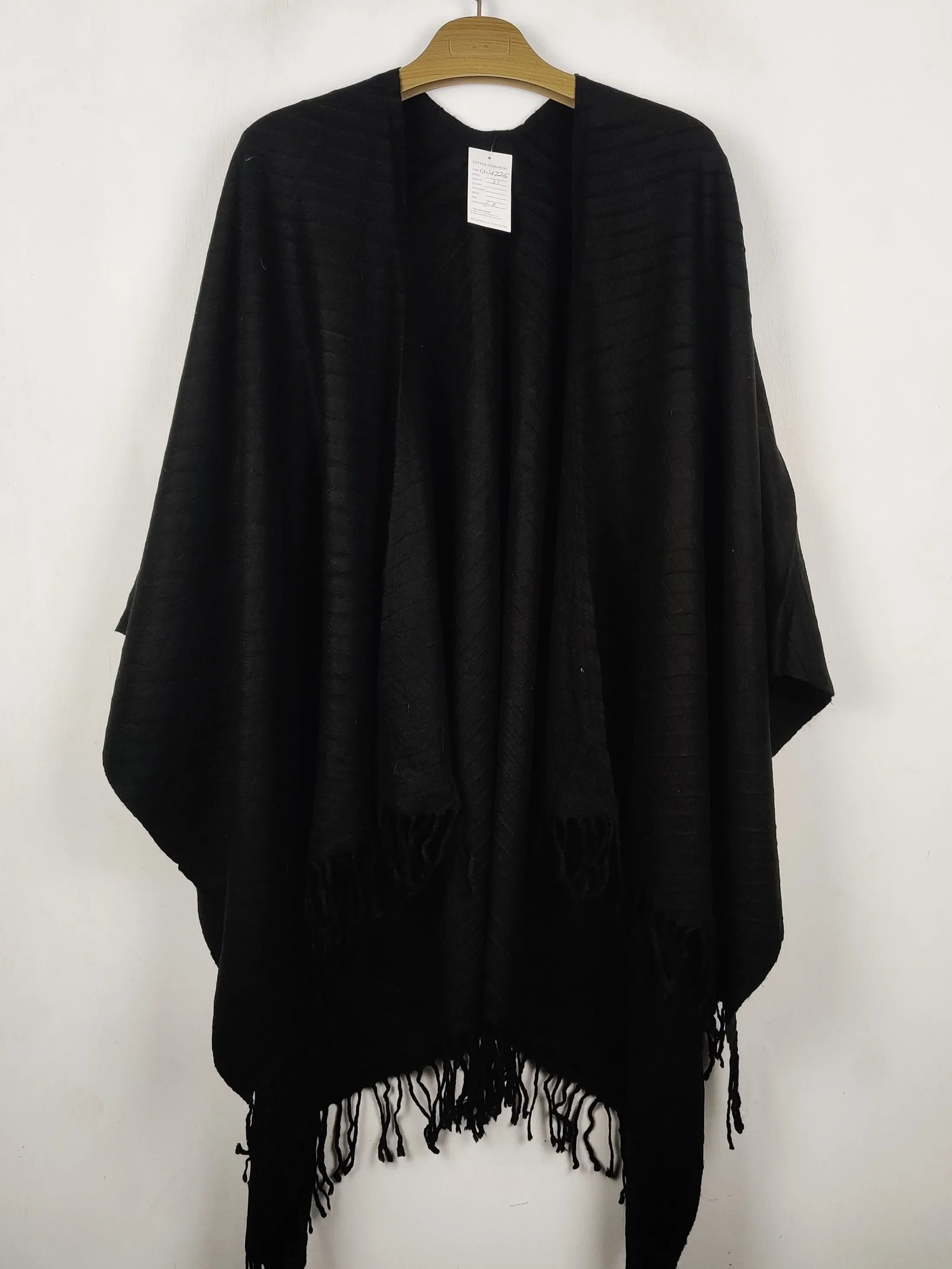 Buy online pre-used pre-loved 100% authentic & Original branded Unknown Brand (CS-4725) available in Pakistan. Top international brands avilable.