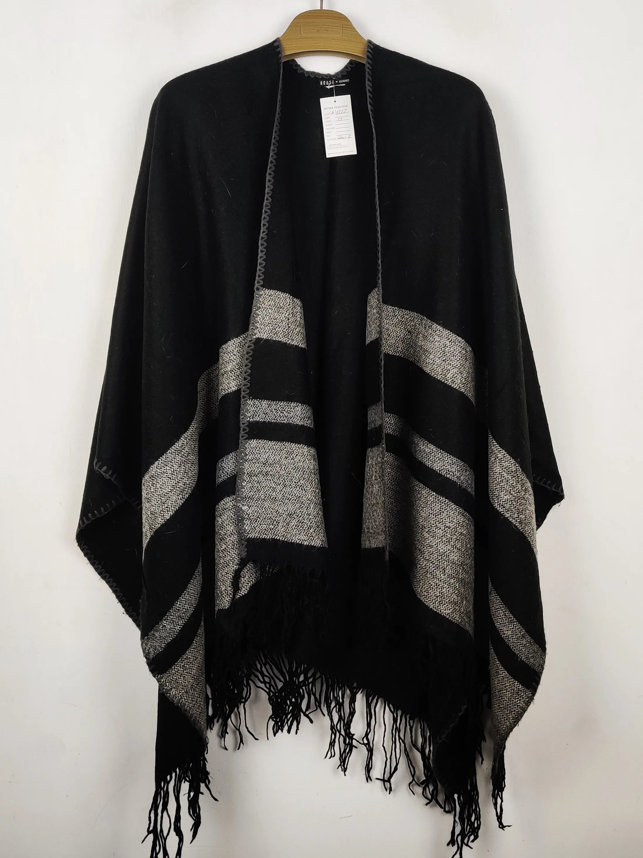 Buy online pre-used pre-loved 100% authentic & Original branded House Accessories (CS-4727) available in Pakistan. Top international brands avilable.