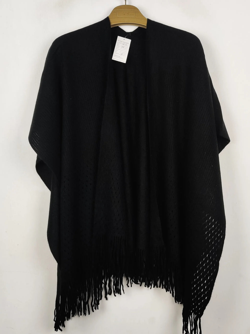 Buy online pre-used pre-loved 100% authentic & Original branded The Skyline Collection (CS-4731) available in Pakistan. Top international brands avilable.