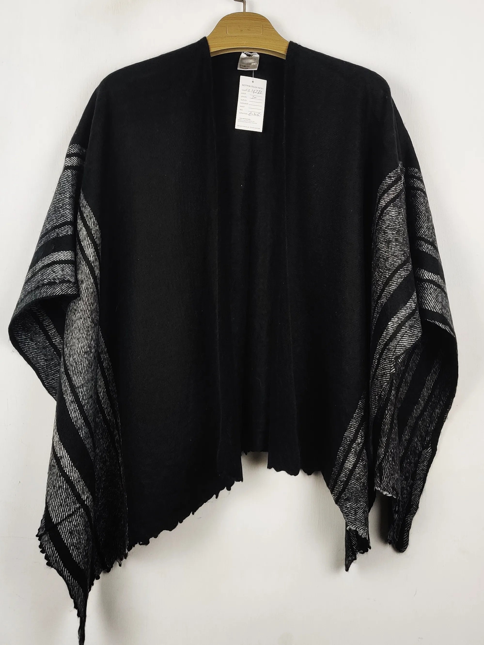 Buy online pre-used pre-loved 100% authentic & Original branded Unknown Brand (CS-4732) available in Pakistan. Top international brands avilable.