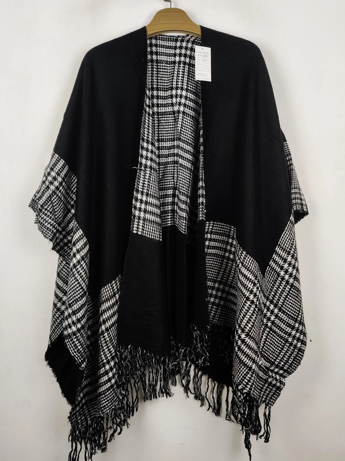 Buy online pre-used pre-loved 100% authentic & Original branded Unknown Brand (CS-4746) available in Pakistan. Top international brands avilable.