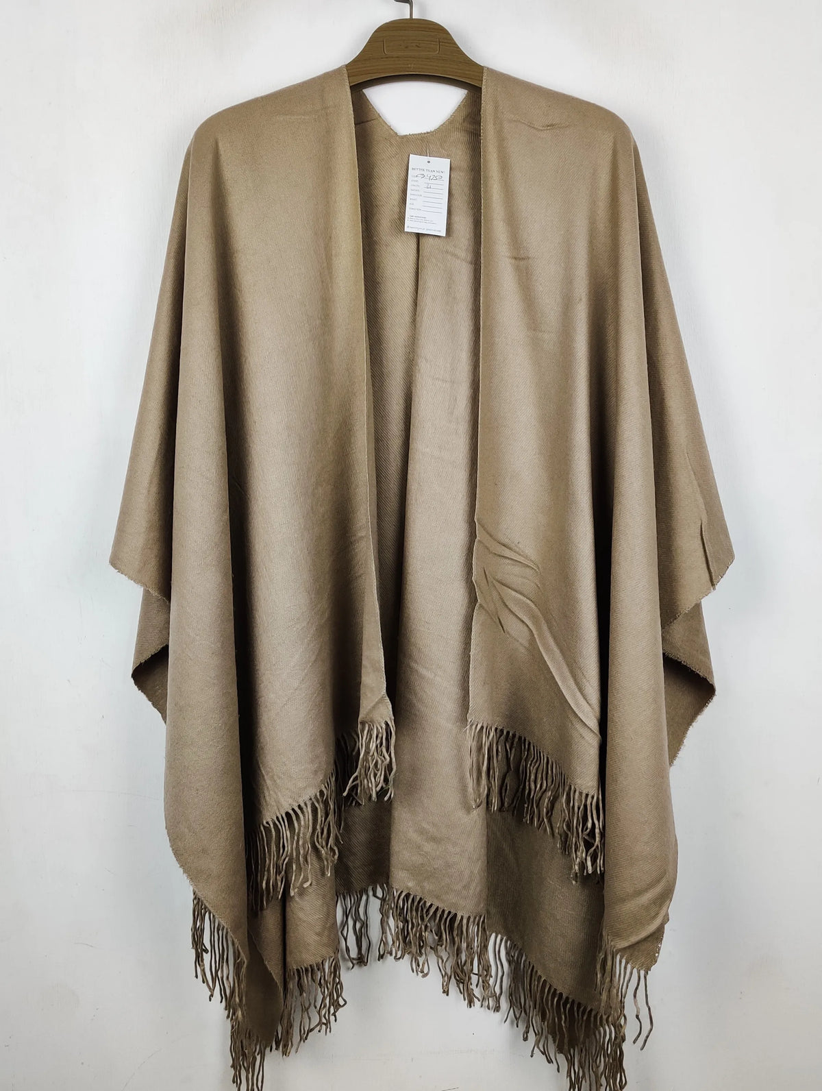 Buy online pre-used pre-loved 100% authentic & Original branded Unknown Brand (CS-4750) available in Pakistan. Top international brands avilable.