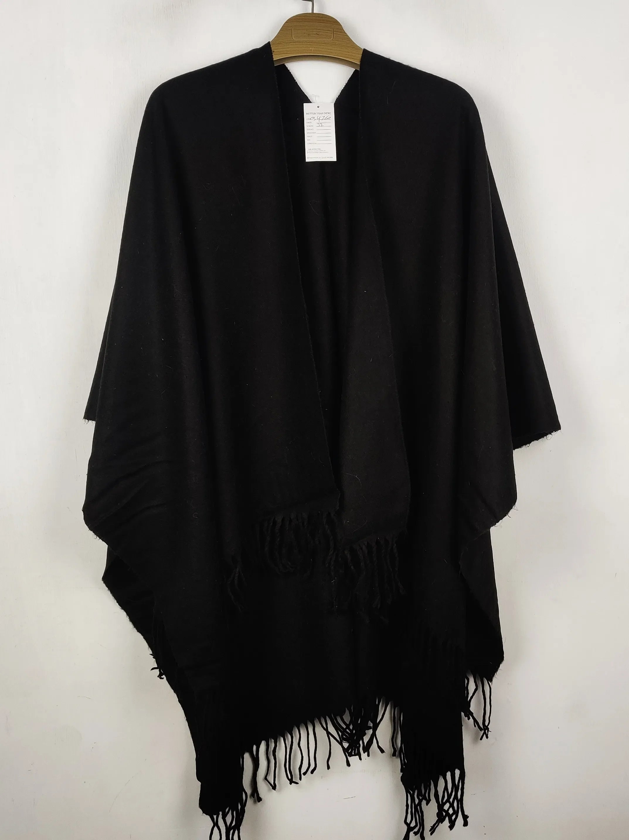Buy online pre-used pre-loved 100% authentic & Original branded Unknown Brand (CS-4760) available in Pakistan. Top international brands avilable.
