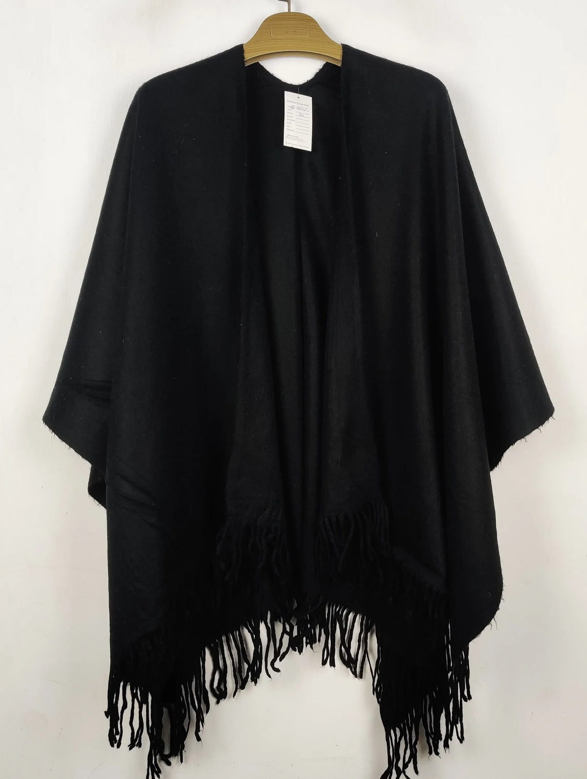 Buy online pre-used pre-loved 100% authentic & Original branded Unknown Brand (CS-4767) available in Pakistan. Top international brands avilable.