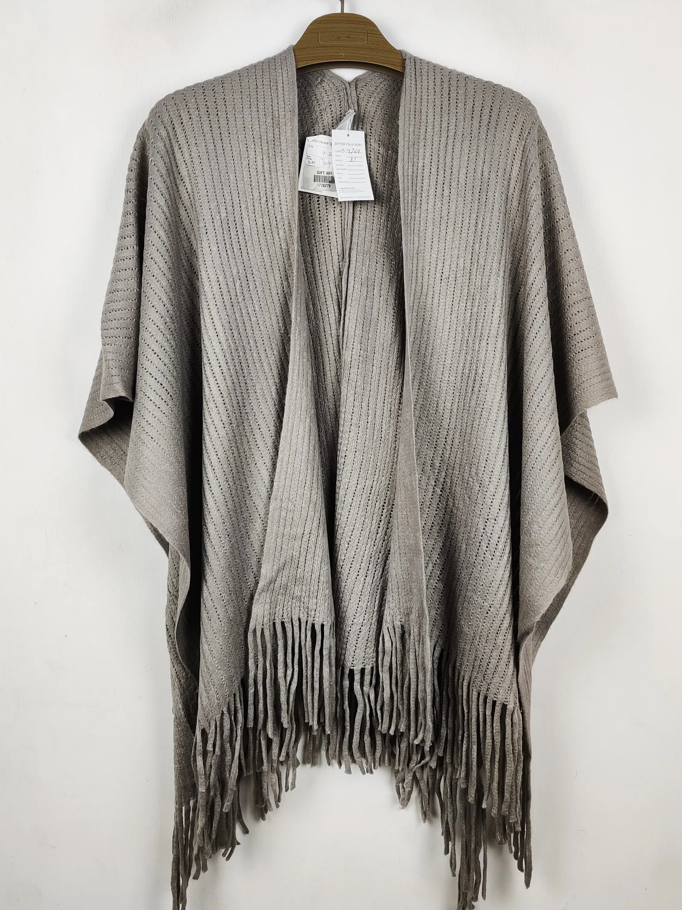 Buy online pre-used pre-loved 100% authentic & Original branded Unknown Brand (CS-4769) available in Pakistan. Top international brands avilable.