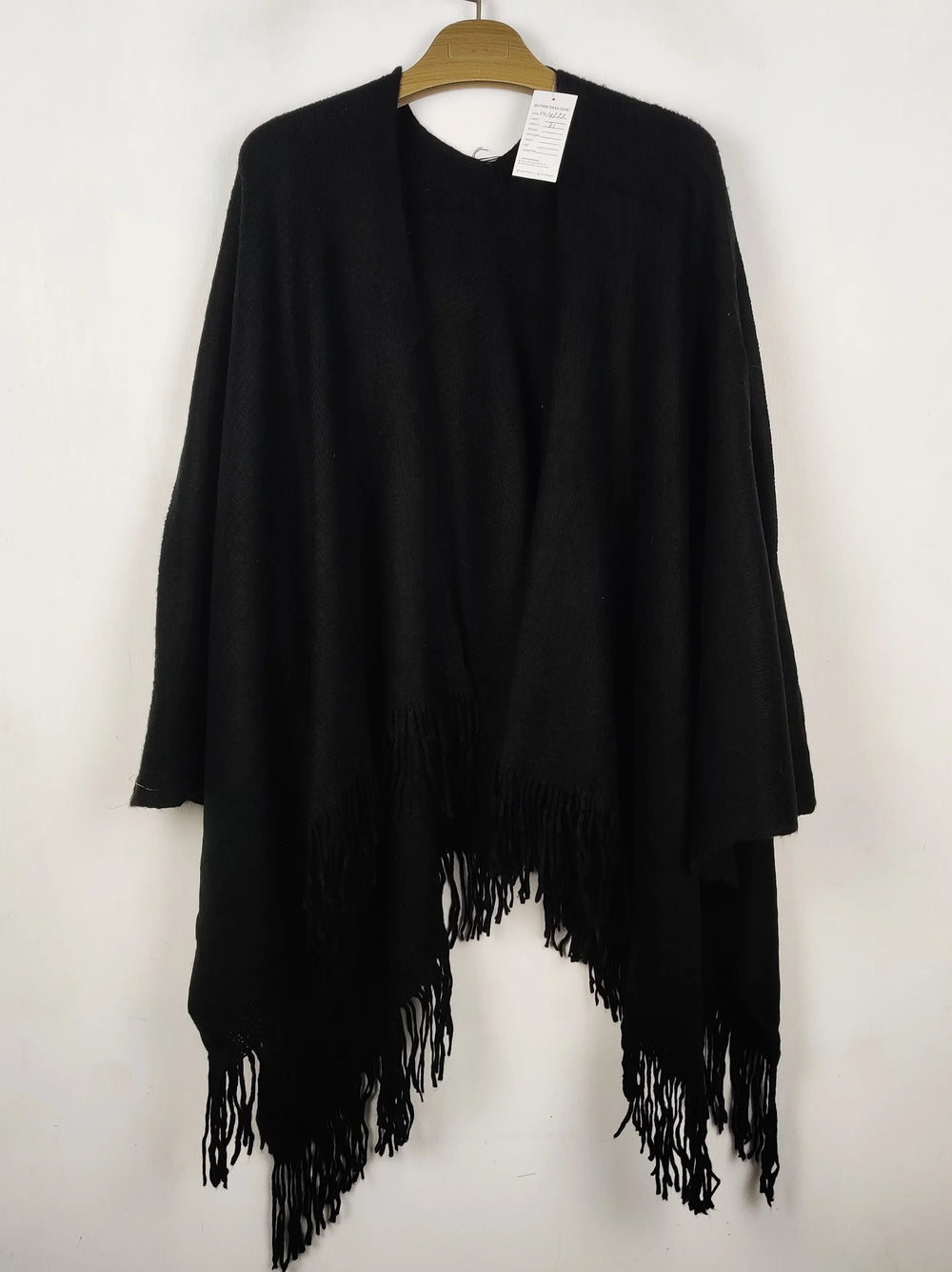 Buy online pre-used pre-loved 100% authentic & Original branded Unknown Brand (CS-4773) available in Pakistan. Top international brands avilable.