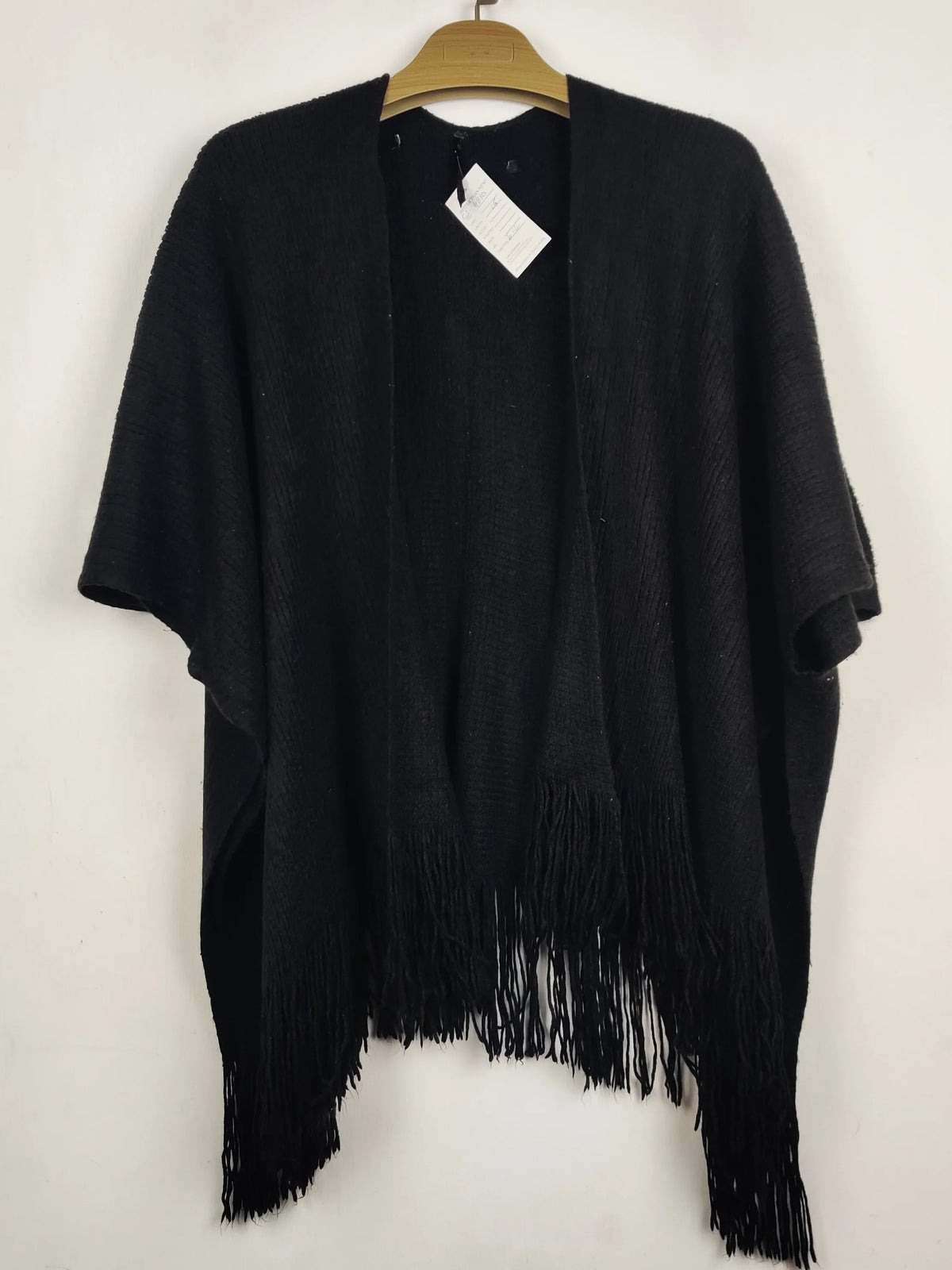 Buy online pre-used pre-loved 100% authentic & Original branded Unknown Brand (CS-4810) available in Pakistan. Top international brands avilable.