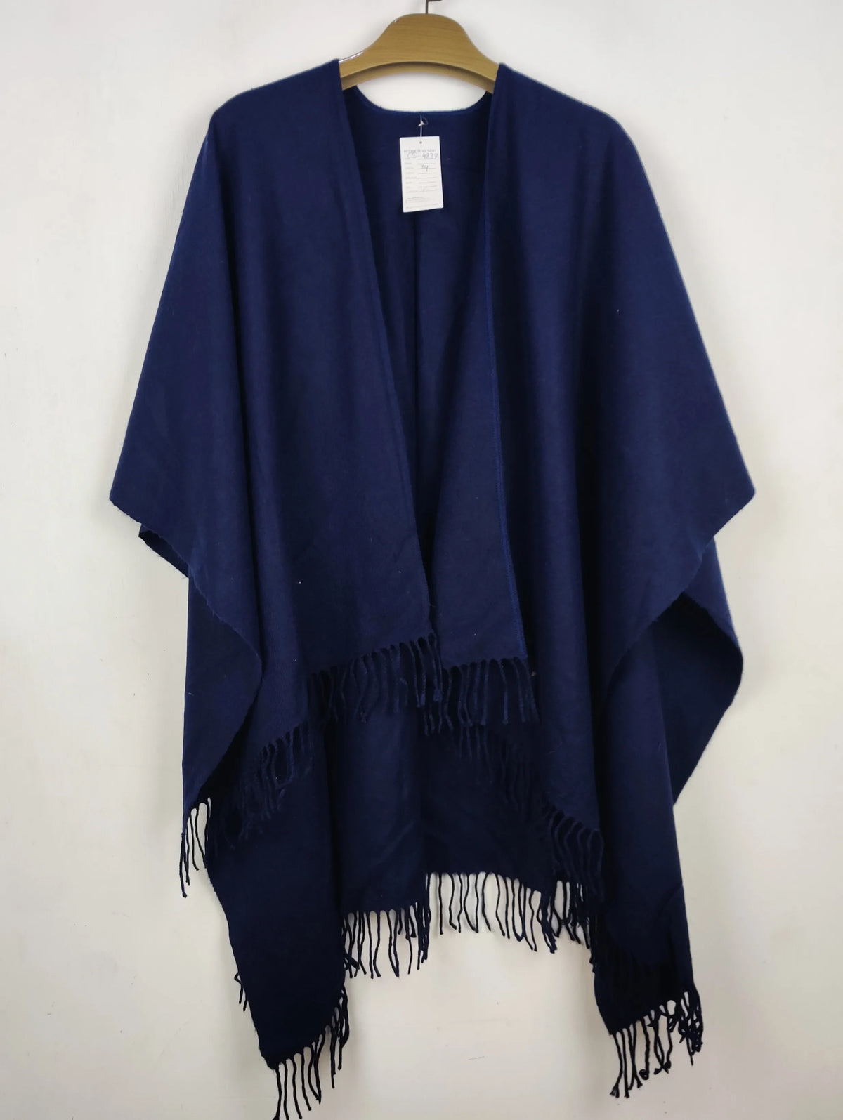 Buy online pre-used pre-loved 100% authentic & Original branded Unknown Brand (CS-4837) available in Pakistan. Top international brands avilable.