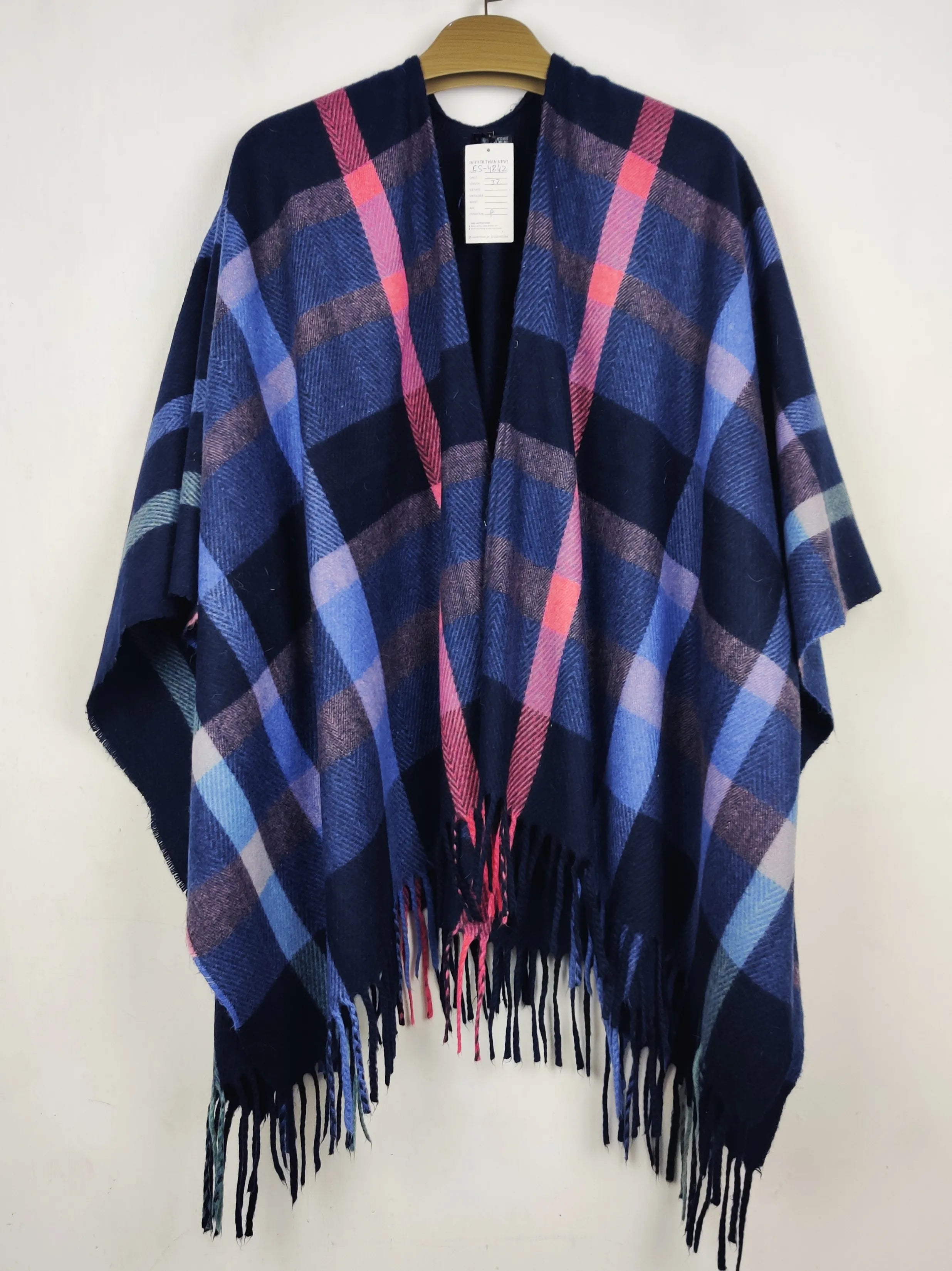 Buy online pre-used pre-loved 100% authentic & Original branded Marks & Spencer (CS-4842) available in Pakistan. Top international brands avilable.
