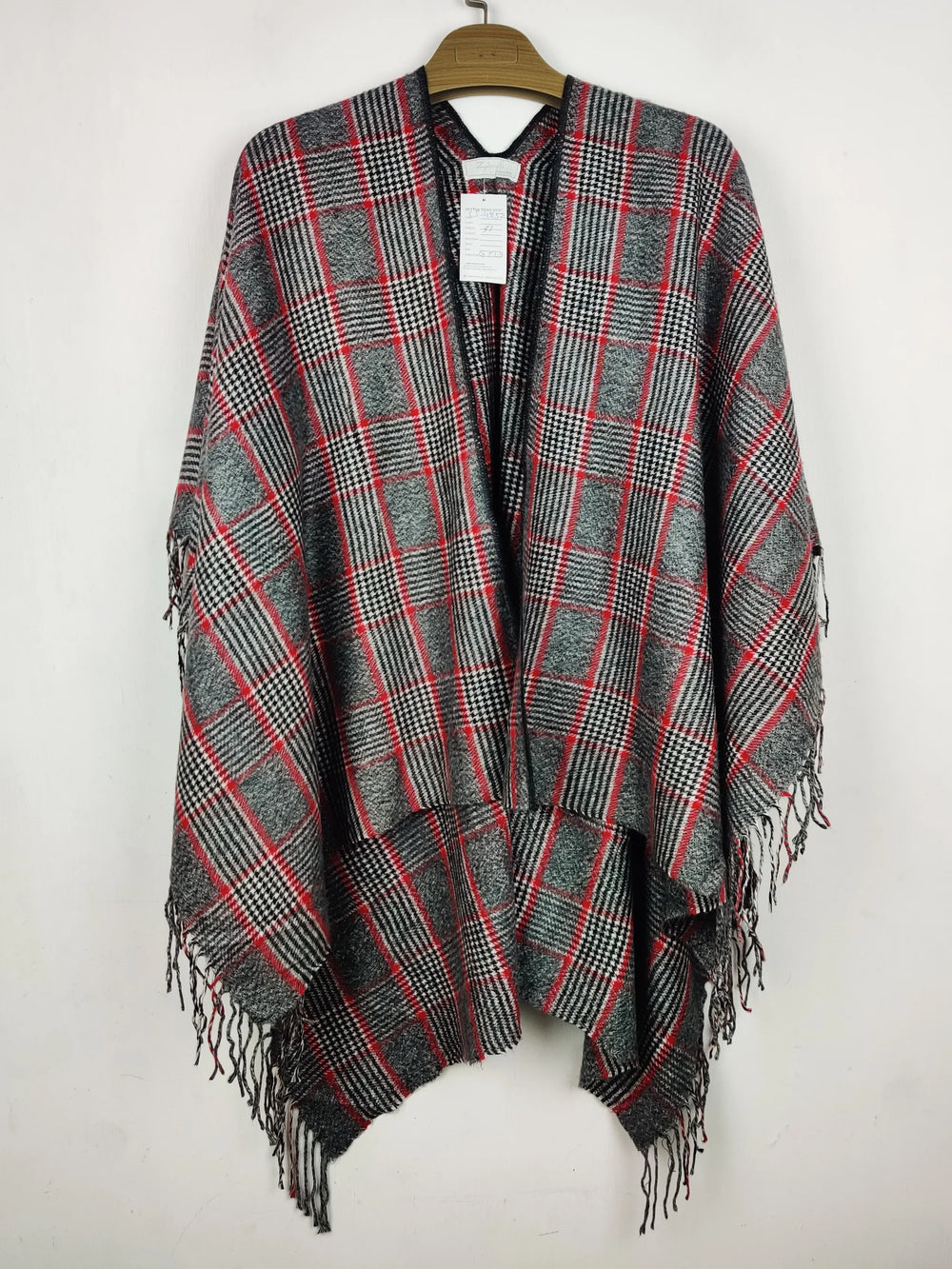 Buy online pre-used pre-loved 100% authentic & Original branded Zighilli (CS-4852) available in Pakistan. Top international brands avilable.